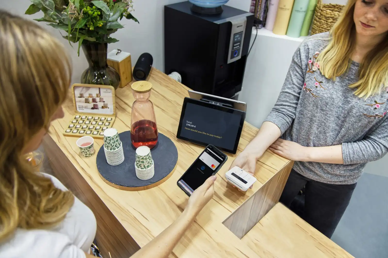 智能控制技术升级在产线效率优化中的实际应用案例